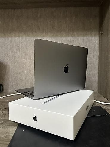 air 13: Apple MacBook Air, цвет Space Gray. Ключевые особенности: - Экран — 1