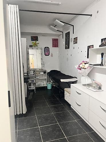 магазин овощей: Продаётся коммерческое помещение 68 м² (подвальный этаж) в 10 — 4