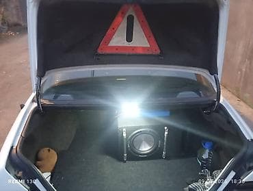 mers 211: Mercedes-Benz W124: 1991 г., 2.3 л, Механика, Бензин, Седан — 7