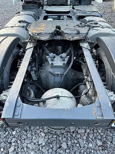 брендир: Тягач, Volvo, 2019 г., Тентованный — 5