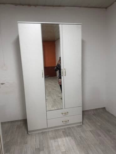 шифоньеры в бишкеке: Шкаф в наличии ✅ Размер 120х220 Доставка по городу БЕСПЛАТНАЯ 🚚✅ — 1