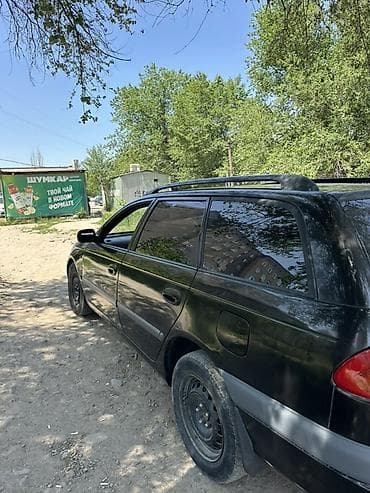 я ищу степ вагон: Toyota Avensis: 2000 г., Бензин — 3