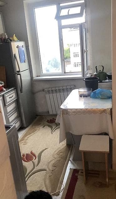 bishkek flat: 3 комнаты, С мебелью частично — 2