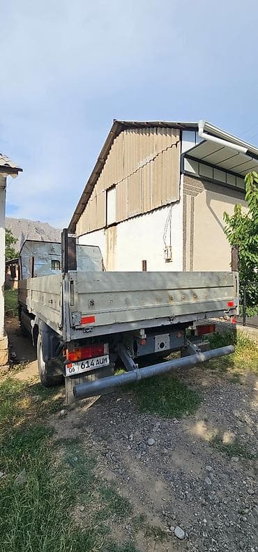 9 r20: Грузовик, Mercedes-Benz, Стандарт, 7 т, Б/у — 4
