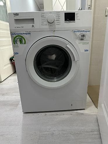 Стиральная машина Beko, фронтальная загрузка. Ключевые — 1