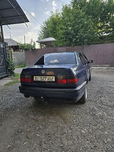 Volkswagen Vento: 1993 г., 1.6 л, Кол менен иштөөчү, Бензин, Седан — 5