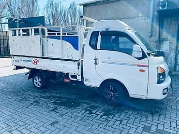 kia bongo: Легкий грузовик, Hyundai, Стандарт, 3 т, Б/у — 3