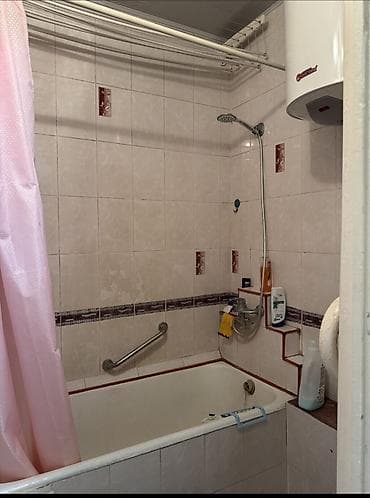 3 комнаты, 62 м², Асанбай мкр 105 серия, 1 этаж — 7