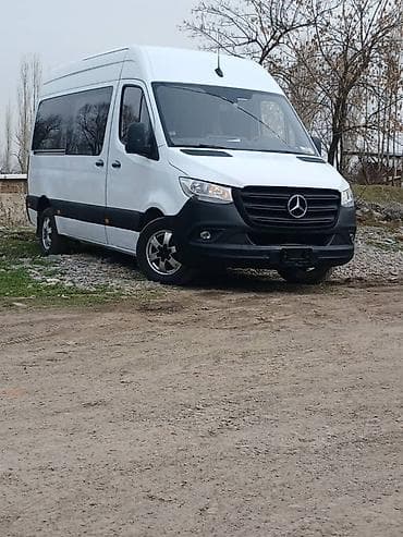 iphone 10plus: Mercedes-Benz Sprinter — пассажирский микроавтобус высокого крыла.16 — 7