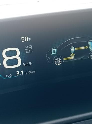 св 95: Toyota Prius: 2019 г., 1.8 л, Автомат, Бензин, Лифтбек — 9