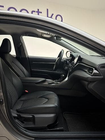 Toyota: Toyota Camry: 2020 г., 2.5 л, Типтроник, Бензин, Седан — 4