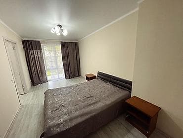 2 rooms: Студия с отдельным входом и выходом на придомовую территорию через — 2