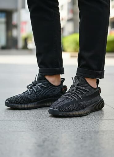 суприм: Мужские кроссовки, 40, Adidas, Б/у, цвет - Черный, Самовывоз — 1