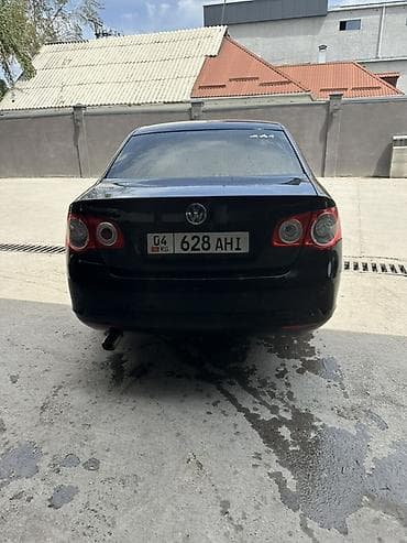 Унаа сатуу: Volkswagen Jetta: 2008 г., 1.6 л, Кол менен иштөөчү, Бензин, Седан — 1