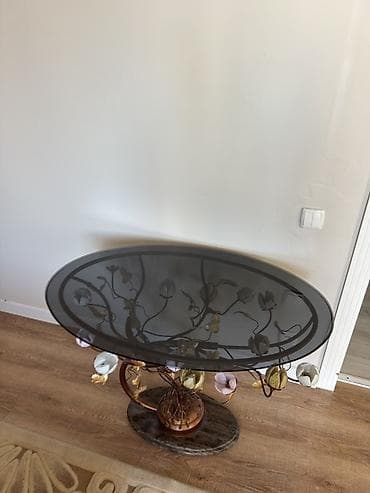 small table: Стол — 4