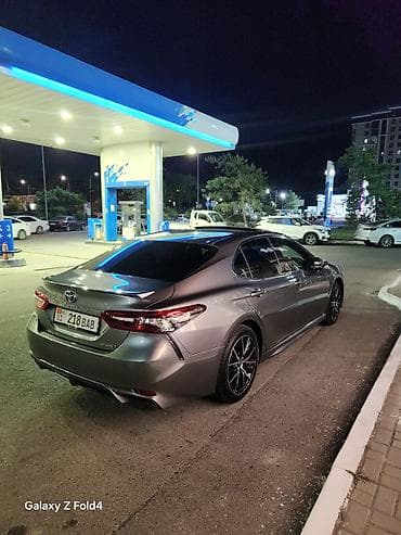 step 2: Toyota Camry: 2022 г., 2.5 л, Автомат, Гибрид, Седан — 5