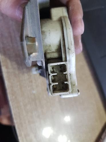 padjero mini: Замок двери Mitsubishi Б/у, Оригинал, Япония — 3