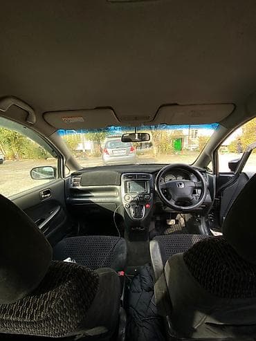 forester 2003: Honda Stream: 2002 г., 1.7 л, Автомат, Бензин, Универсал — 7