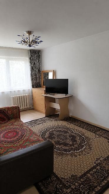4: 2 комнаты, 43 м², 7 мкр 104 серия, 4 этаж, Старый ремонт — 4