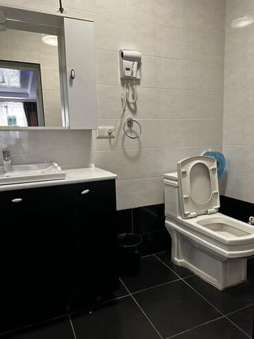 ищу 2 комнатную кравтиру с подселением в районе филармонии: 20 м², С мебелью — 2