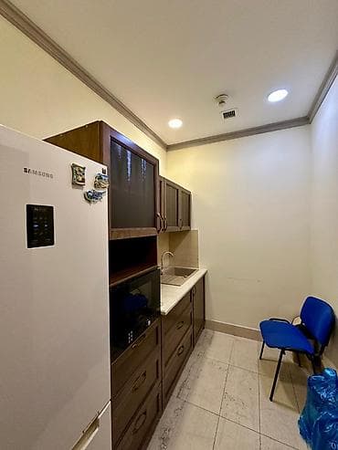 Кыймылсыз мүлк: Кеңселерди ижаралоо, 247 м², Бизнес борборунда, Тоолор көрүнүп турат, Өзүнчө ашканасы менен, Өзүнчө санитардык түйүнү менен — 8