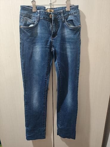 Джинсы: 👖Джинсы женские, подойдут на подростковый возраст, на наш размер — 1