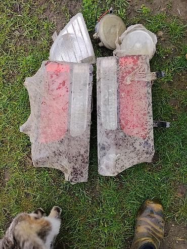 Комплект автомобильной оптики/кузовных элементов. В набор входит: -