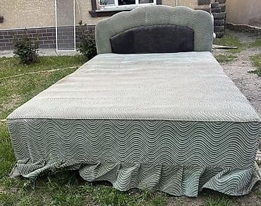 Двуспальная кровать, С мягким изголовьем, длина - 200 см