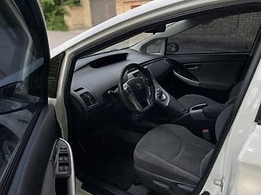 гибрид машина бишкек: Toyota Prius: 2013 г., 1.8 л, Вариатор, Гибрид, Хэтчбэк — 5