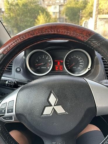 митсубиши паджеро: Mitsubishi Lancer: 2010 г., 1.5 л, Автомат, Бензин, Седан — 7