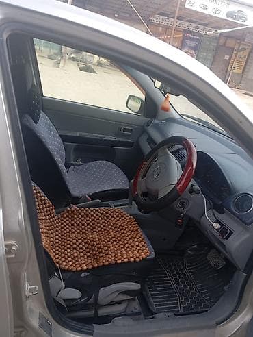 продажа токмок: Mazda Demio: 2003 г., 1.3 л, Автомат, Бензин, Хетчбек — 3
