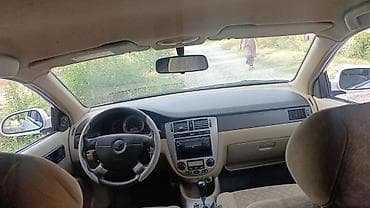 spark 2012: Daewoo Lacetti: 2003 г., Седан — 5