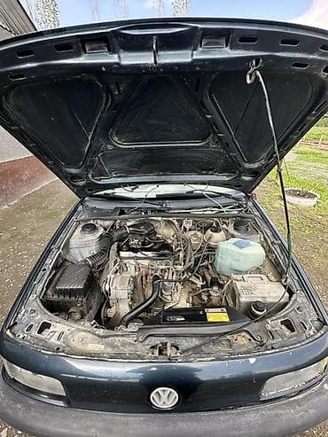 тук сокулук: Volkswagen Passat Variant: 1990 г., Кол менен иштөөчү, Бензин, Универсал — 8