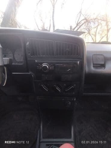 кия капият: Volkswagen Passat: 1989 г., 1.8 л, Механика, Бензин, Седан — 8