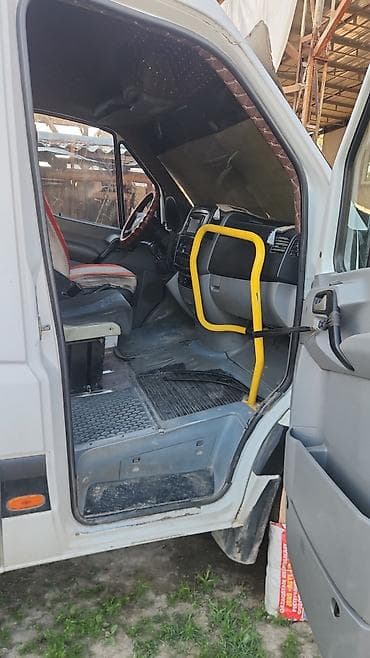мега спорт: Mercedes-Benz Sprinter 515 CDI, пассажирский микроавтобус (длинная — 5