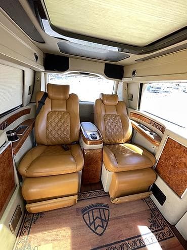 Продажа авто: Mercedes-Benz Viano: 2018 г., 3 л, Автомат, Бензин, Минивэн — 4