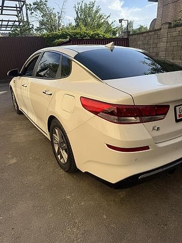 авта: Kia K5: 2018 г., 2 л, Автомат, Газ, Седан — 8