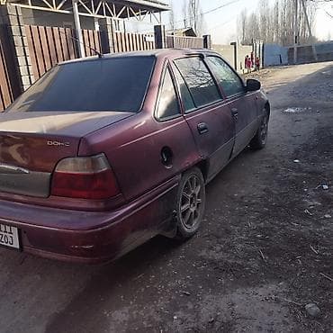 Daewoo Nexia: 2007 г., 1.5 л, Механика, Бензин, Седан