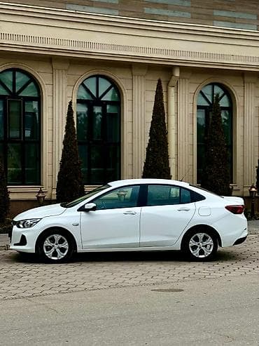 шеврале оникс: Chevrolet Onix: 2020 г., 1 л, Автомат, Бензин, Седан — 10