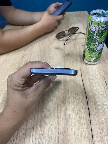 тв зоона: Infinix Note 12 
Памят 128/6
Срочно 
 ватсап 
 связь — 5