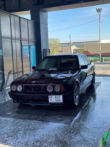 Транспорт: BMW 5 series: 1993 г., 2.5 л, Механика, Бензин, Седан — 6