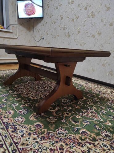Продаются стол раздвижной журнальный комбинированный искусственным