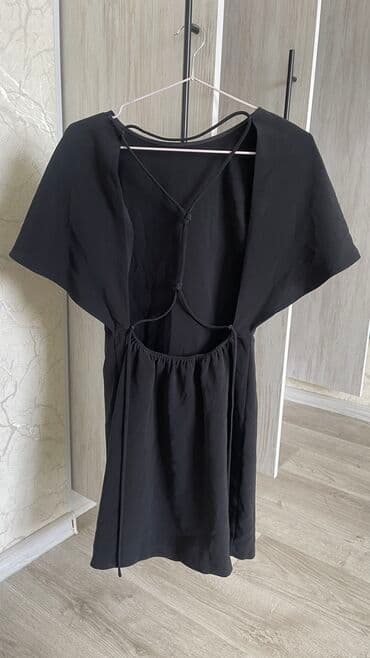 черное гипюровое платье с открытой спиной: Платье черное LIME с красивой открытой спинкой и элегантным скромным — 2