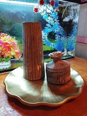 декор прикроватной тумбочки: Набор декоративных аксессуаров для дома (ваза, шкатулка и поднос) - — 3