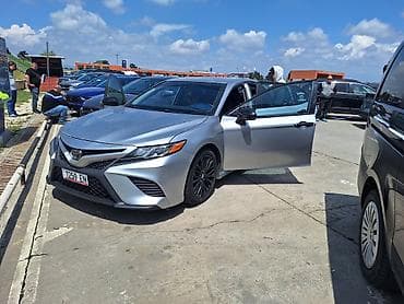 Продажа авто: Toyota Camry: 2019 г., 2.5 л, Автомат, Бензин, Седан — 2