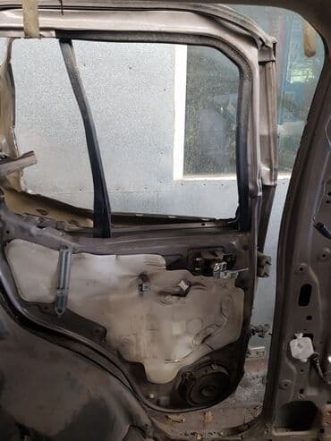 слив дождевой воды с крыши цена: Nissan X Terra уплотнительная резинка, Ниссан Икстерра 2005 по 2014 — 3