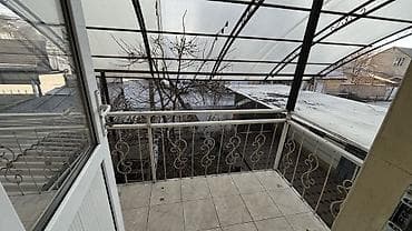 bazar kg: Продается дом в районе Юга-Восток . Ташкентская . Дом представляет — 3