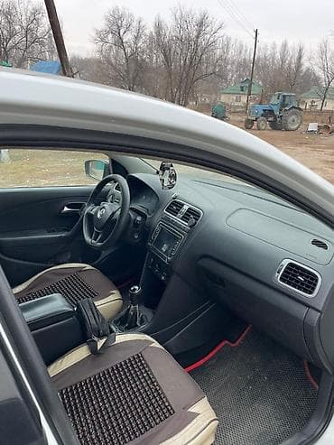 купить фольксваген поло в бишкеке: Volkswagen Polo: 2017 г., 1.6 л, Механика, Бензин, Седан — 7