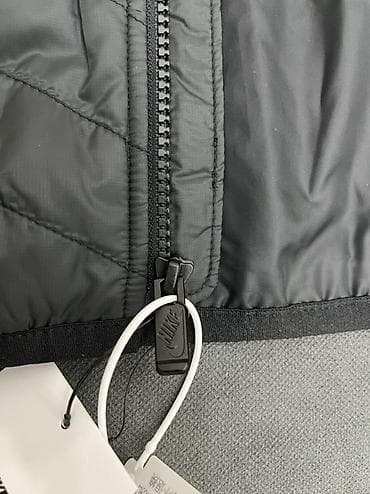 молнии: Жилет Nike Therma-FIT, мужской, размер XL. Оригинал 💯 - Цвет: черный - — 6