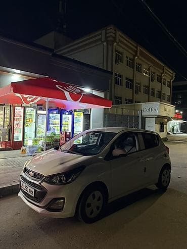 shevralet niva: Chevrolet Spark: 2020 г., 1 л, Вариатор, Бензин, Хэтчбэк — 2